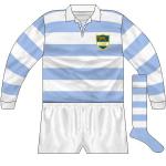 ARGENTINA: A larger crest and slightly narrower hoops were the only differences from the 1987 edition.